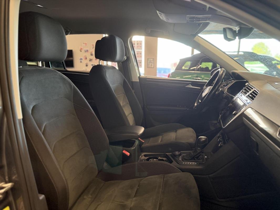 Volkswagen Tiguan - Photo 14
