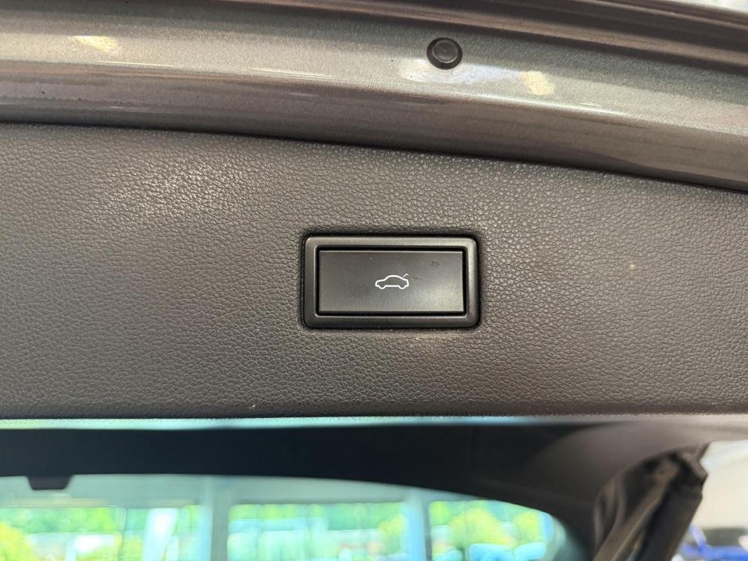 Volkswagen Tiguan - Photo 32