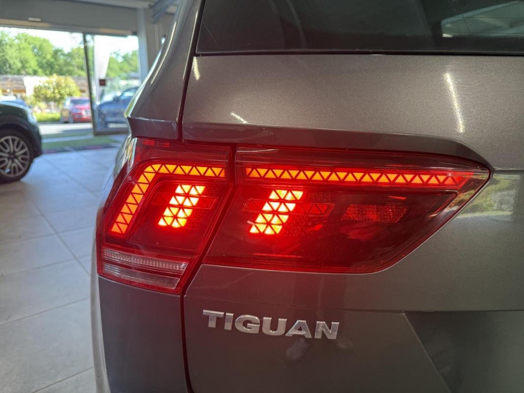 Volkswagen Tiguan - Photo 9
