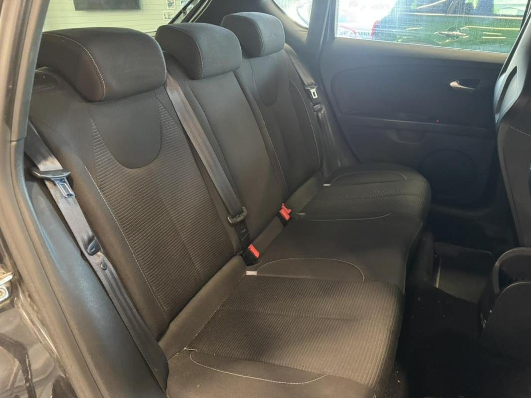 Seat Leon - Photo 10