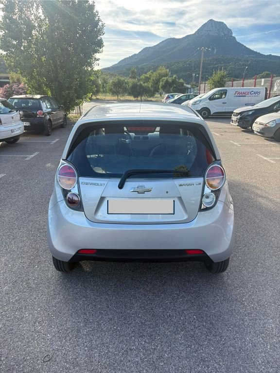 Chevrolet Spark - Photo 16