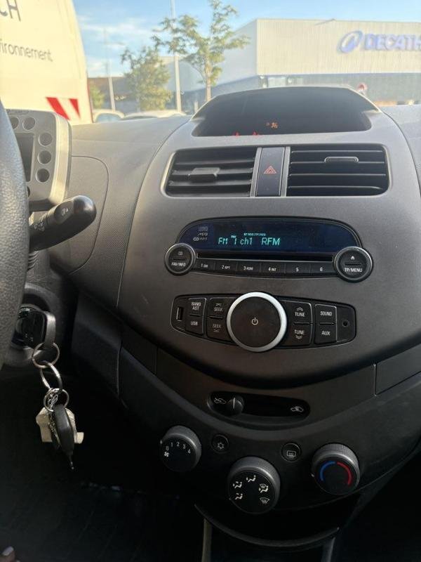 Chevrolet Spark - Photo 21