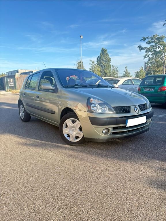 Renault Clio - Photo 1