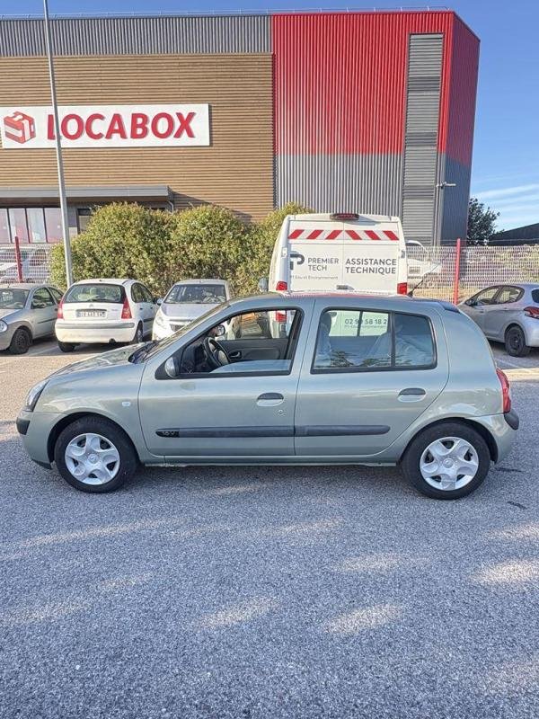 Renault Clio - Photo 11