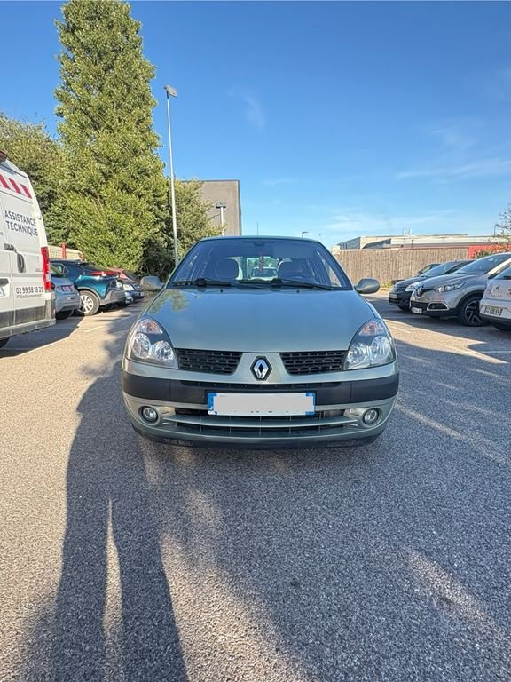 Renault Clio - Photo 12