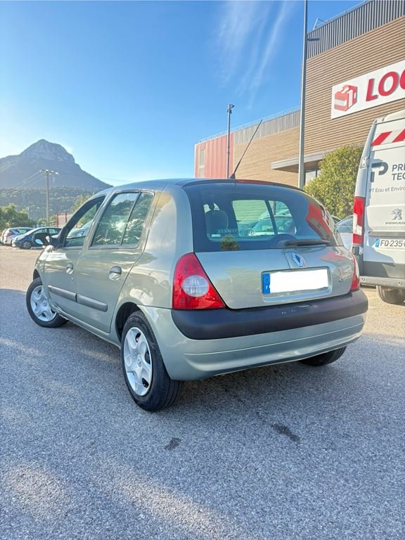 Renault Clio - Photo 6