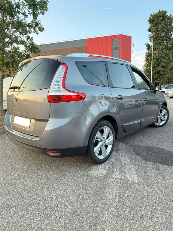 Renault Scénic - Photo 14