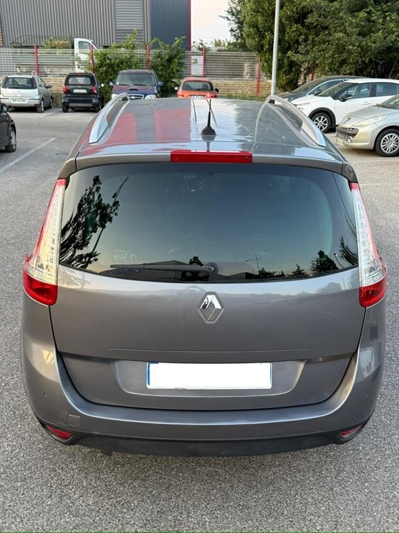 Renault Scénic - Photo 10
