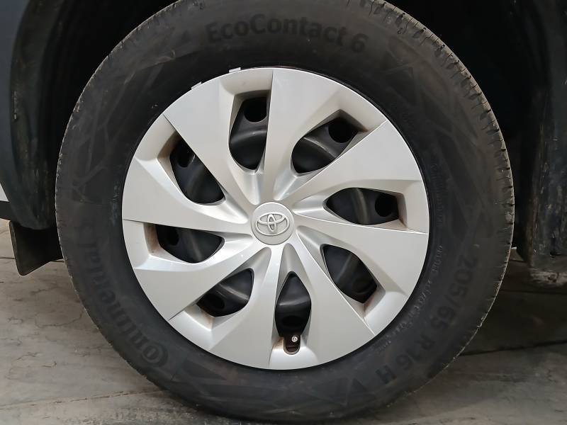 Toyota Yaris - Photo 9