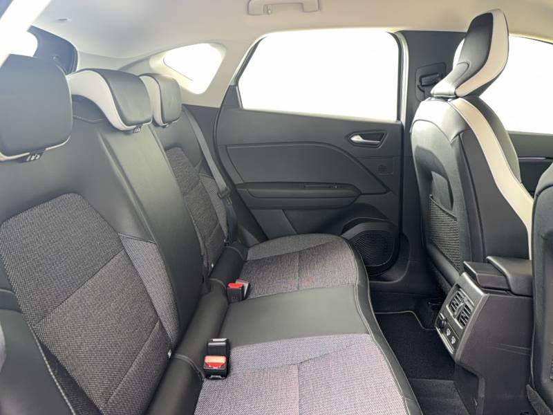 Renault Captur - Photo 11