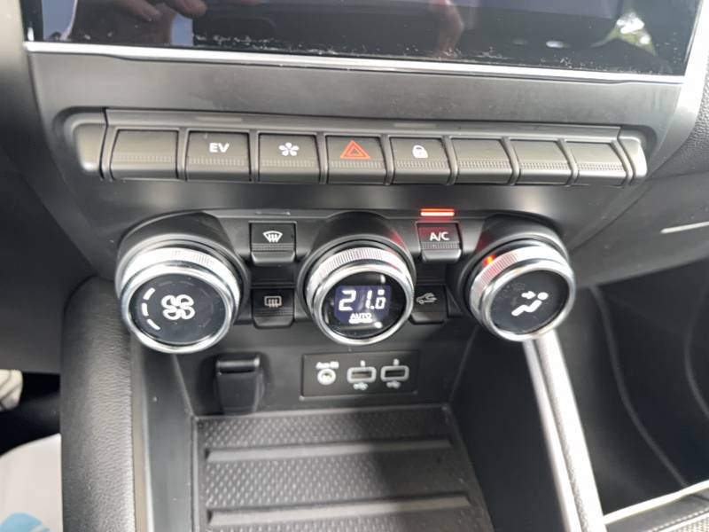 Renault Captur - Photo 22
