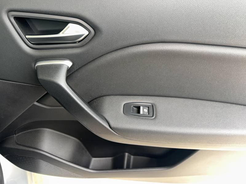Renault Captur - Photo 10