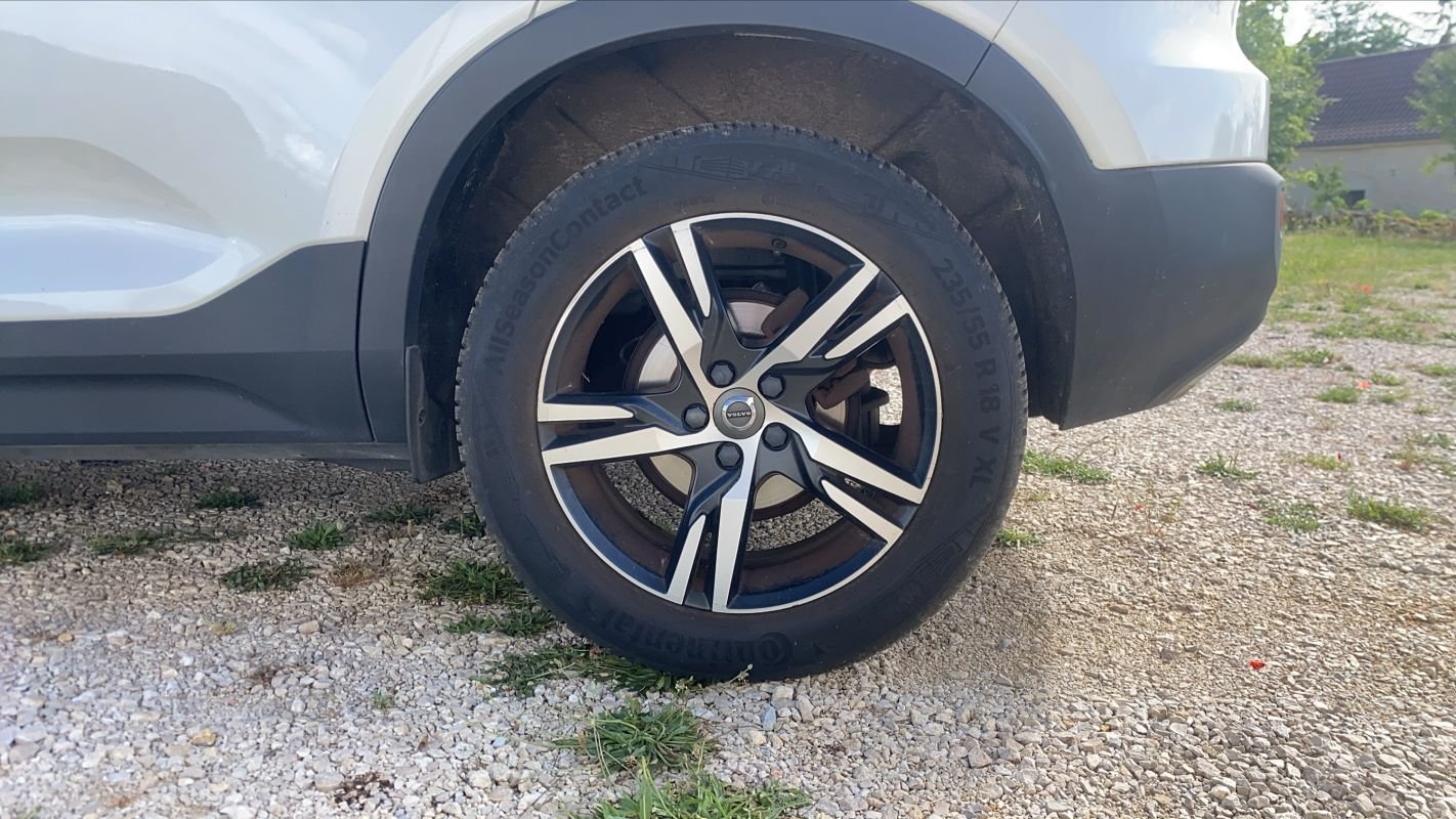 Volvo XC40 - Photo 16