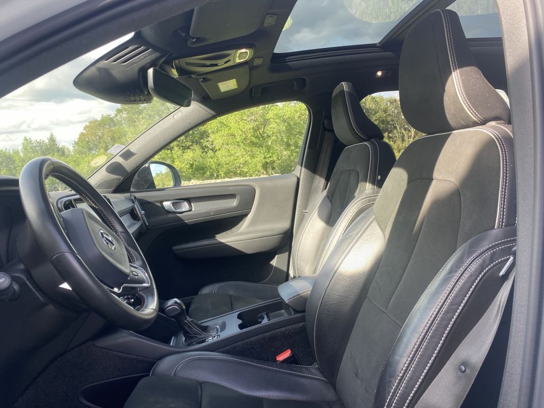 Volvo XC40 - Photo 26