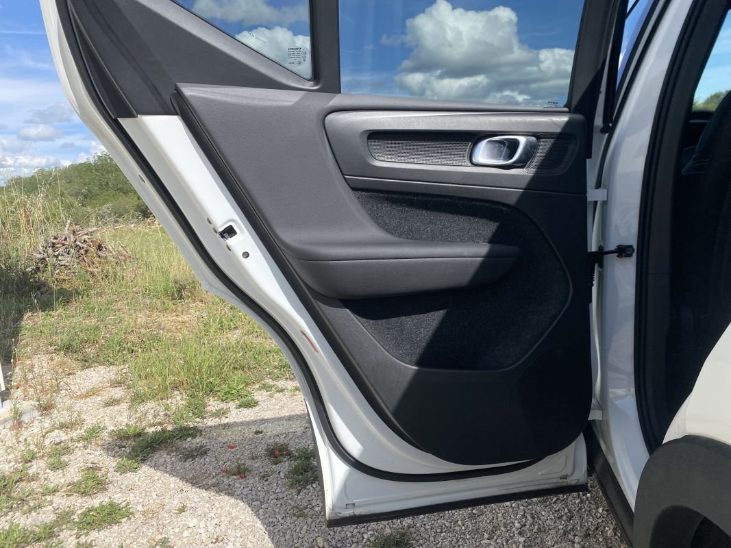 Volvo XC40 - Photo 9