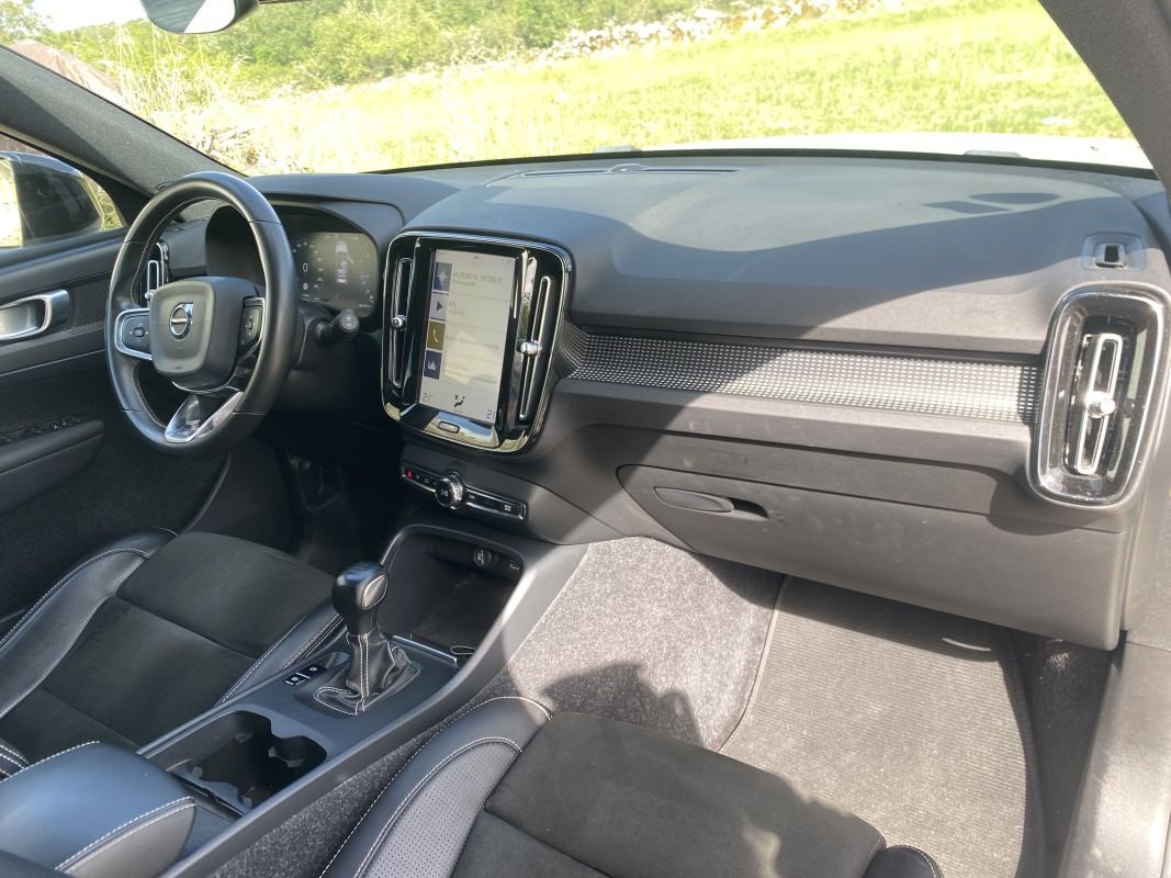 Volvo XC40 - Photo 10