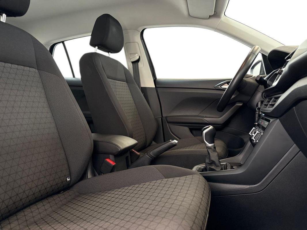 Volkswagen T-Cross - Photo 13