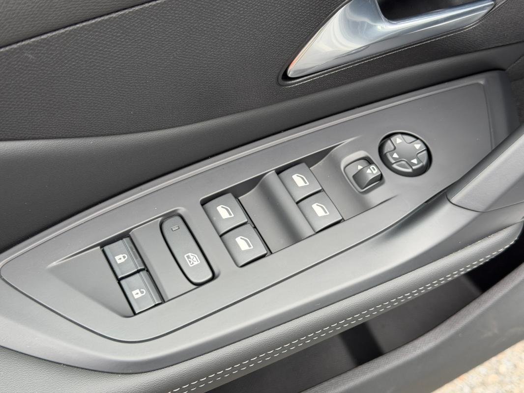 Peugeot 308 - Photo 7