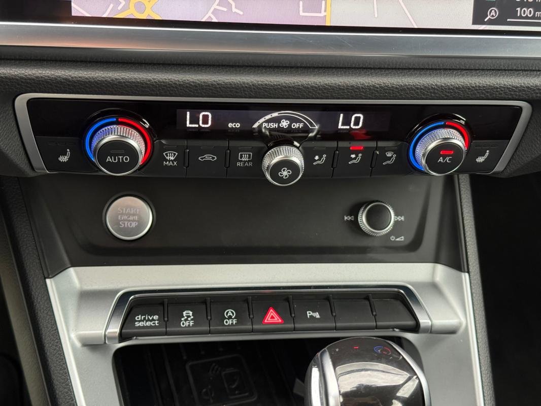 Audi Q3 - Photo 21