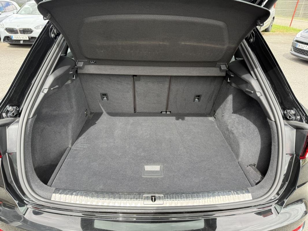 Audi Q3 - Photo 30