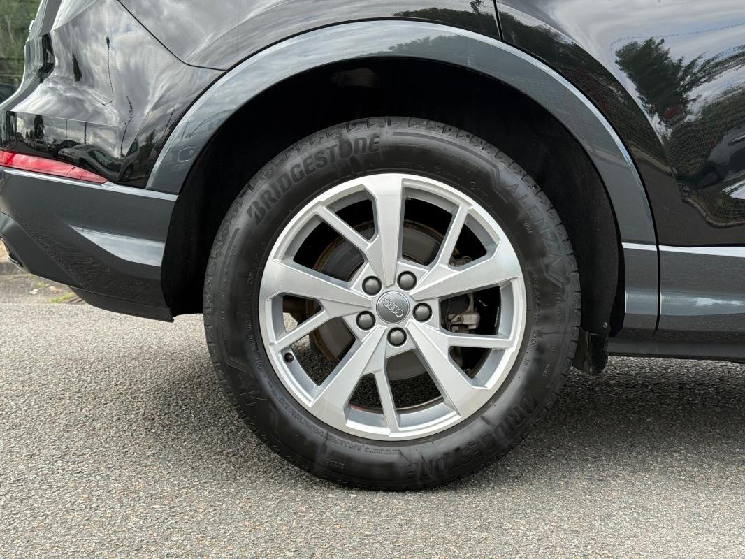 Audi Q3 - Photo 36
