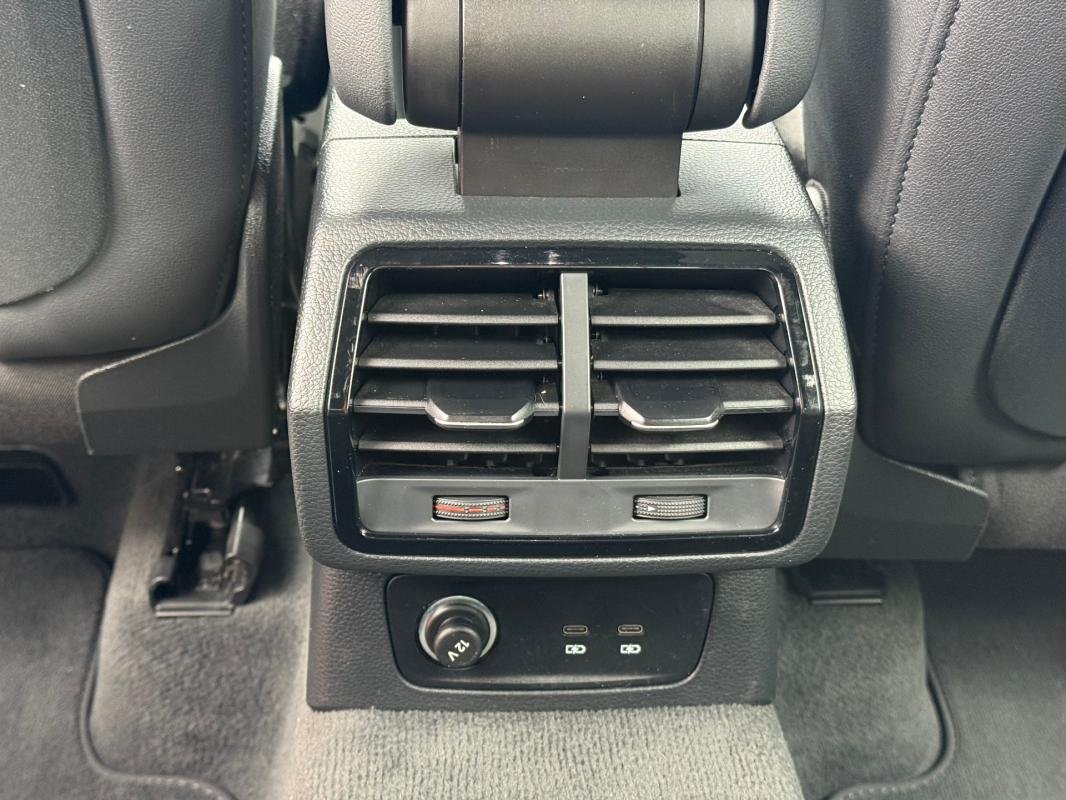 Audi Q3 - Photo 9