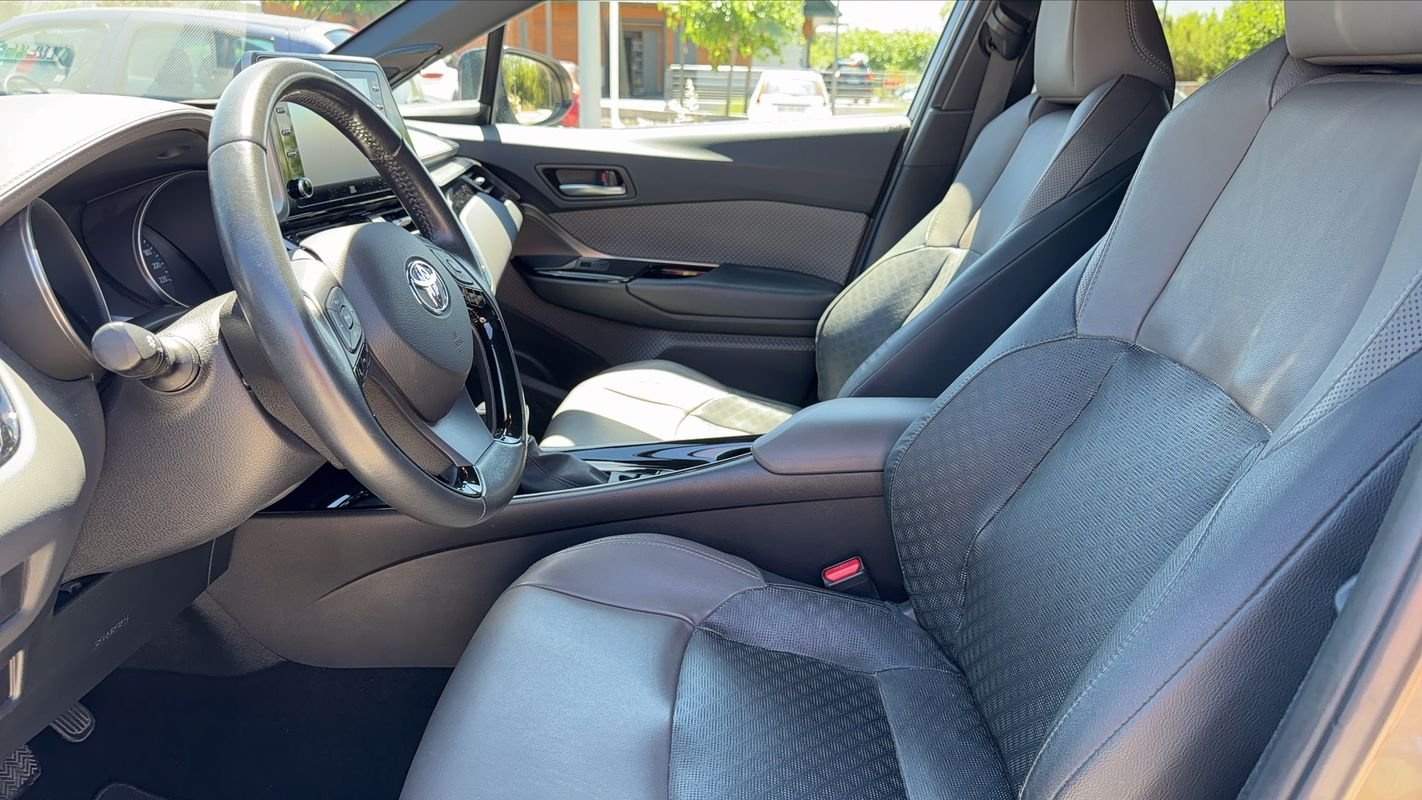 Toyota C-HR - Photo 27