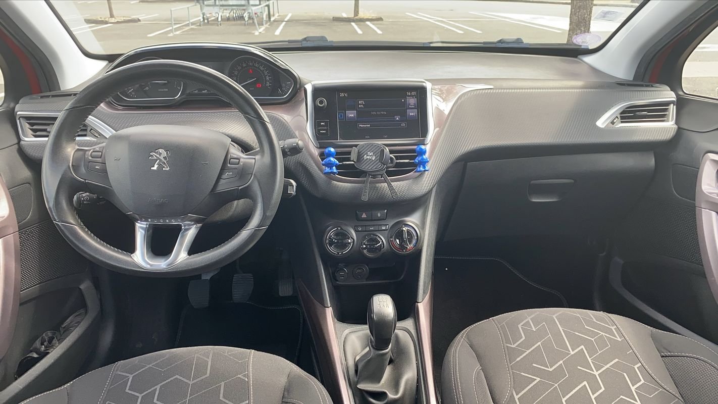 Peugeot 2008 - Photo 11