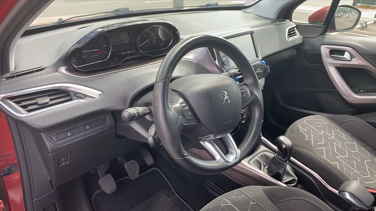 Peugeot 2008 - Photo 8