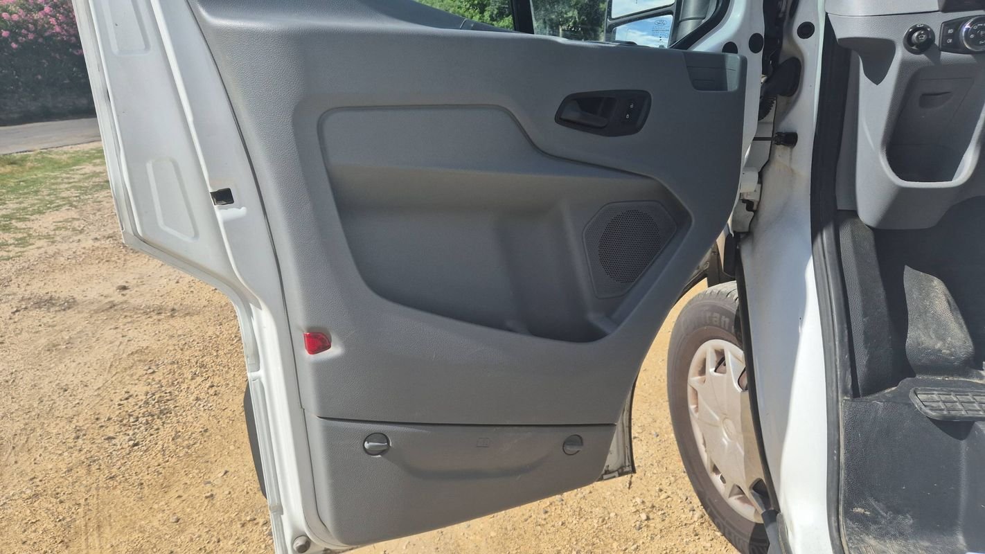 Ford Transit - Photo 7