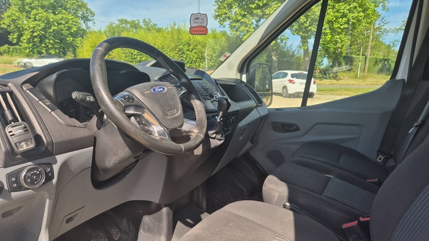 Ford Transit - Photo 8