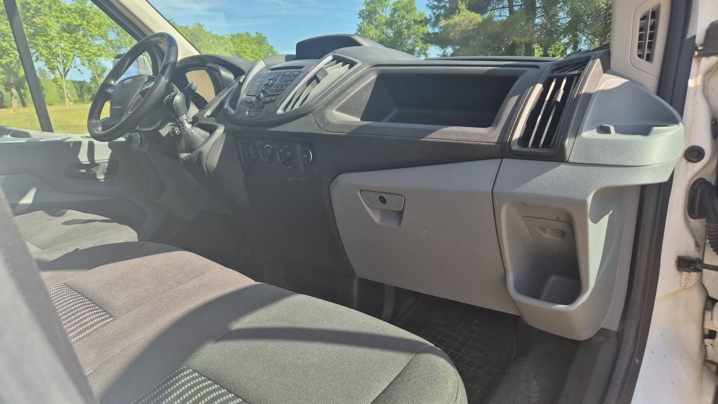 Ford Transit - Photo 10