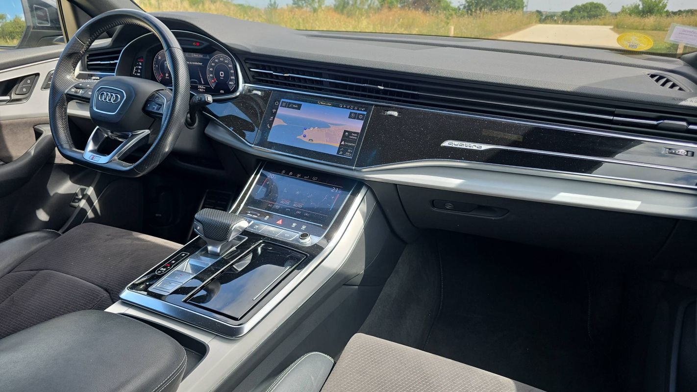 Audi Q8 - Photo 10