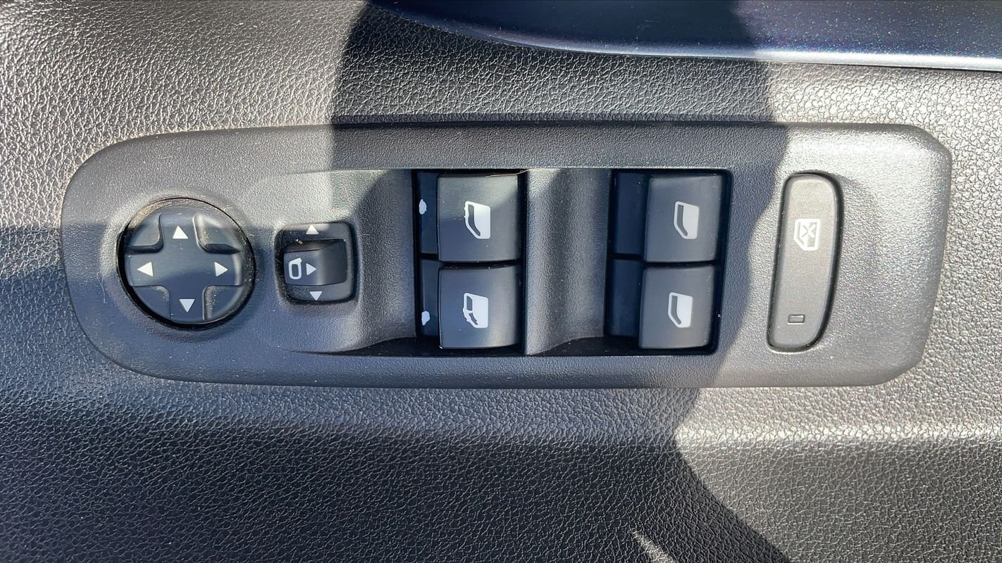 Peugeot Rifter - Photo 28