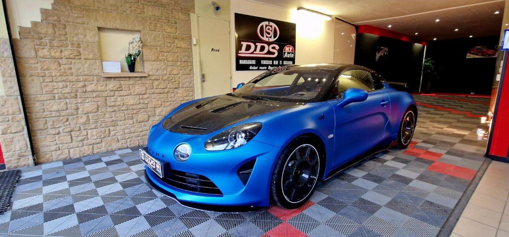 Alpine A110 - Photo 1