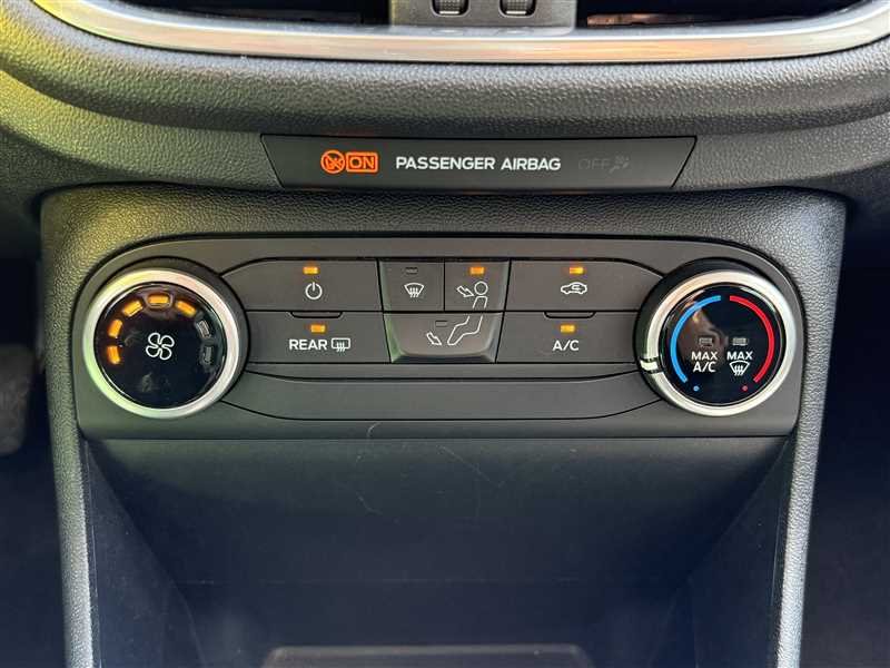 Ford Fiesta - Photo 14