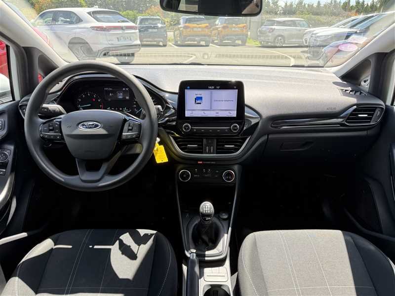 Ford Fiesta - Photo 7