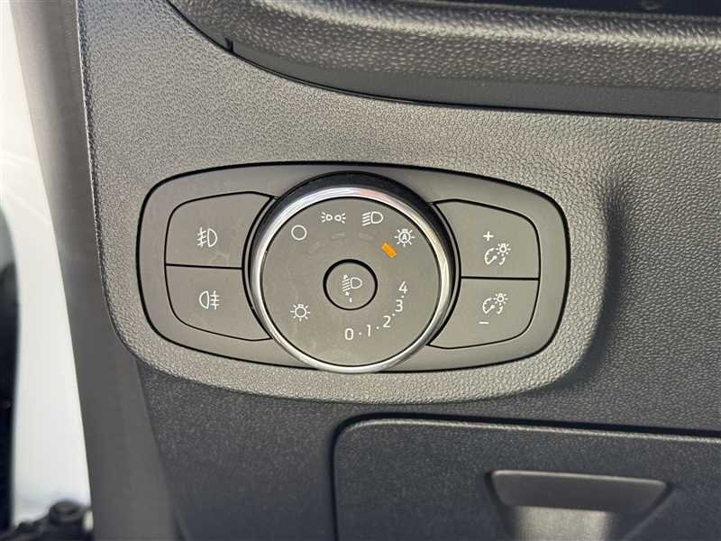 Ford Fiesta - Photo 10