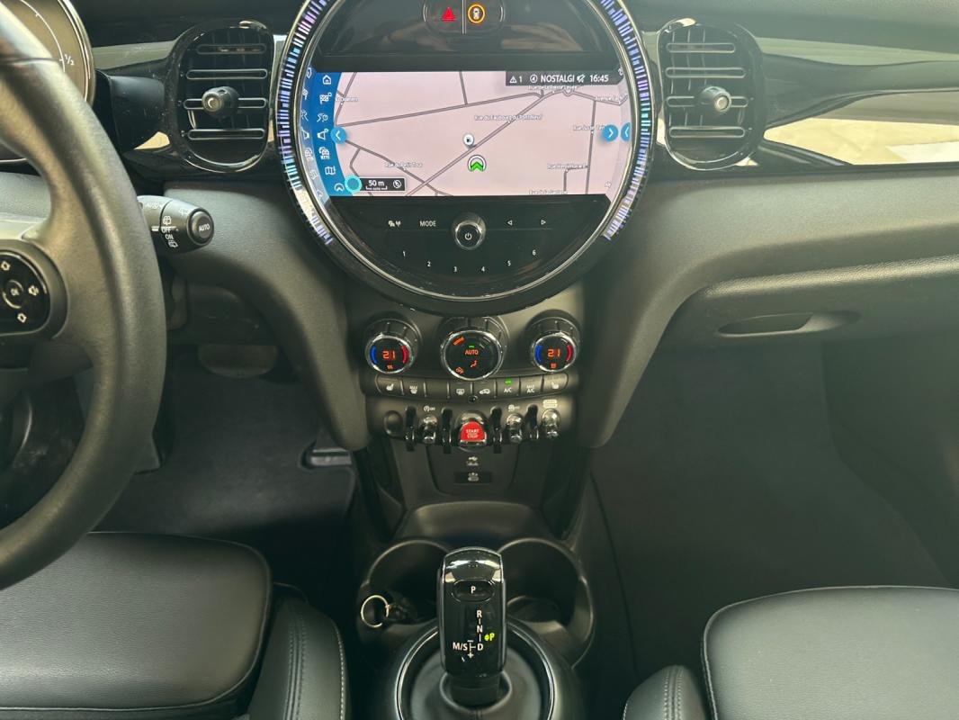 Mini Cooper - Photo 10