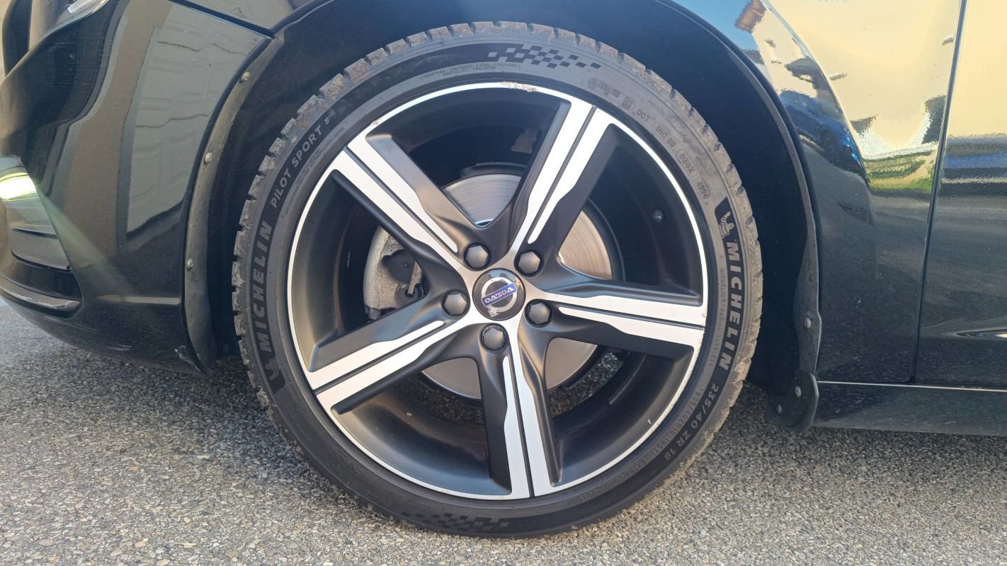 Volvo V60 - Photo 18