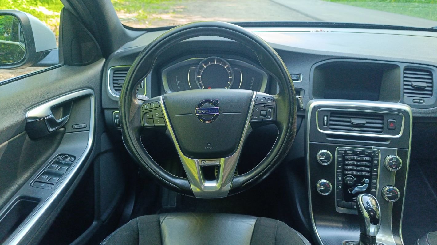 Volvo V60 - Photo 22