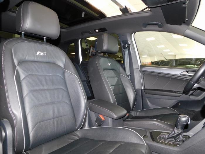 Volkswagen Tiguan - Photo 17