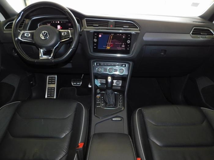 Volkswagen Tiguan - Photo 18