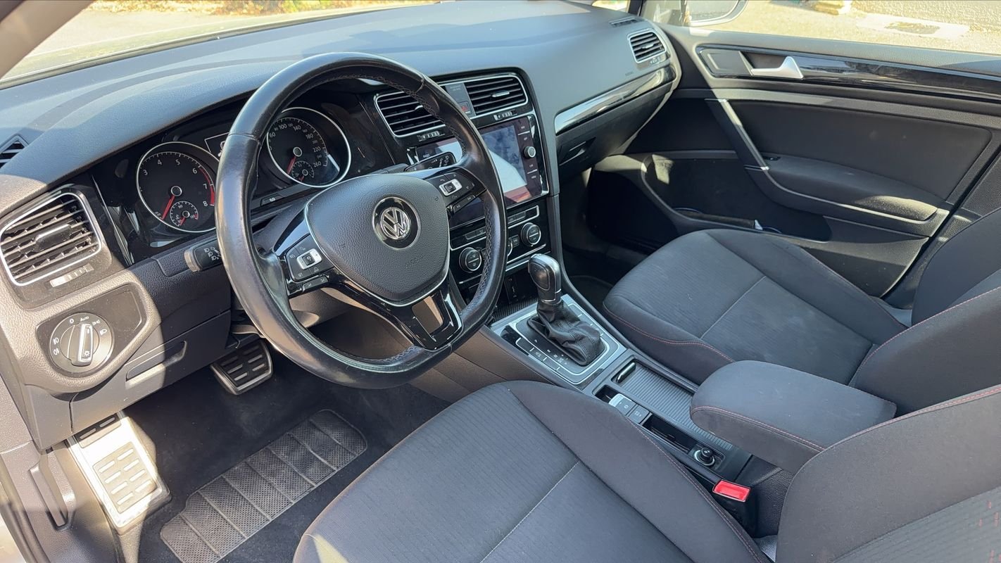 Volkswagen Golf - Photo 8