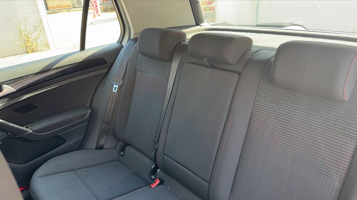 Volkswagen Golf - Photo 9