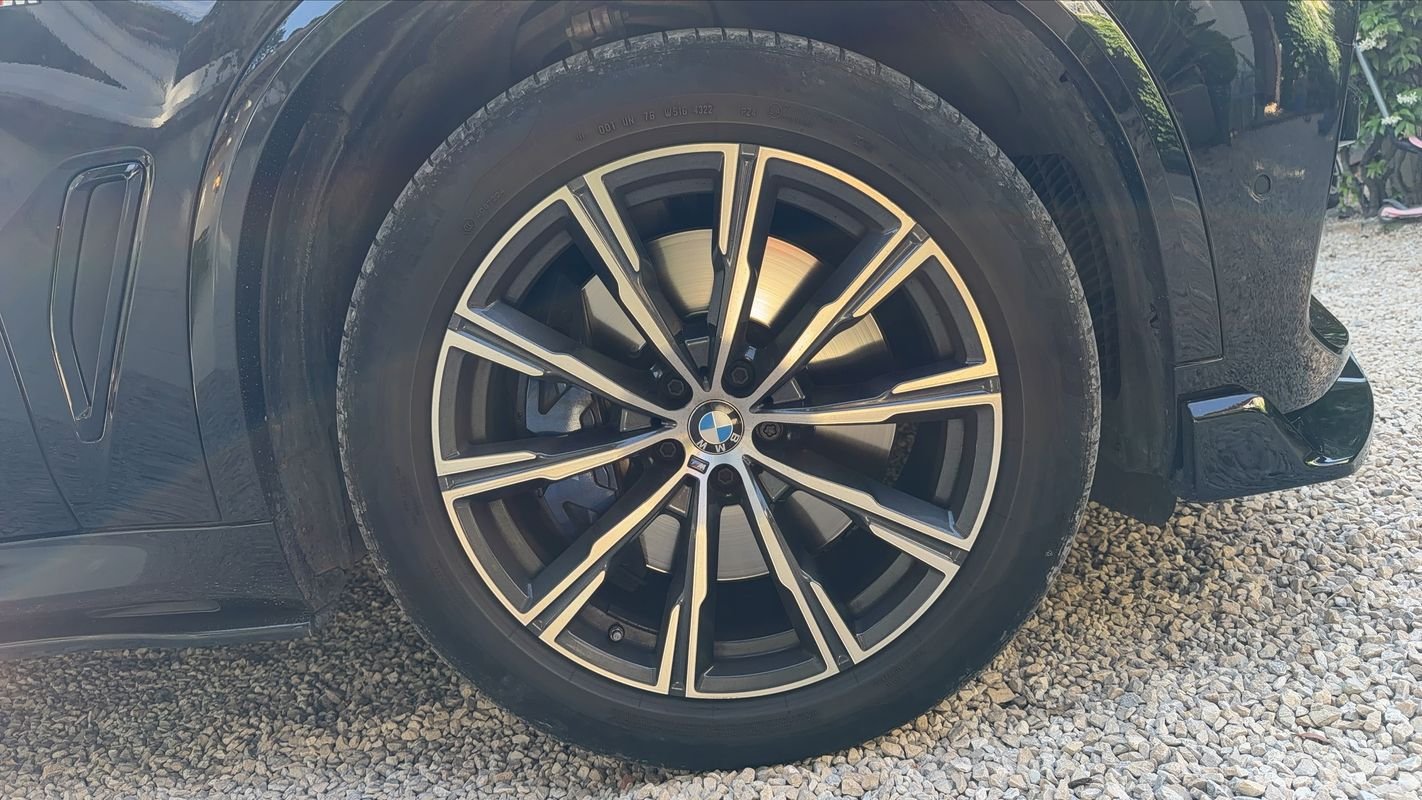 BMW X5 - Photo 17