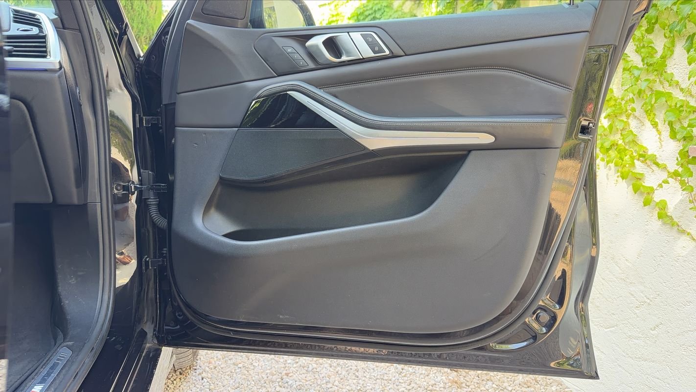 BMW X5 - Photo 23