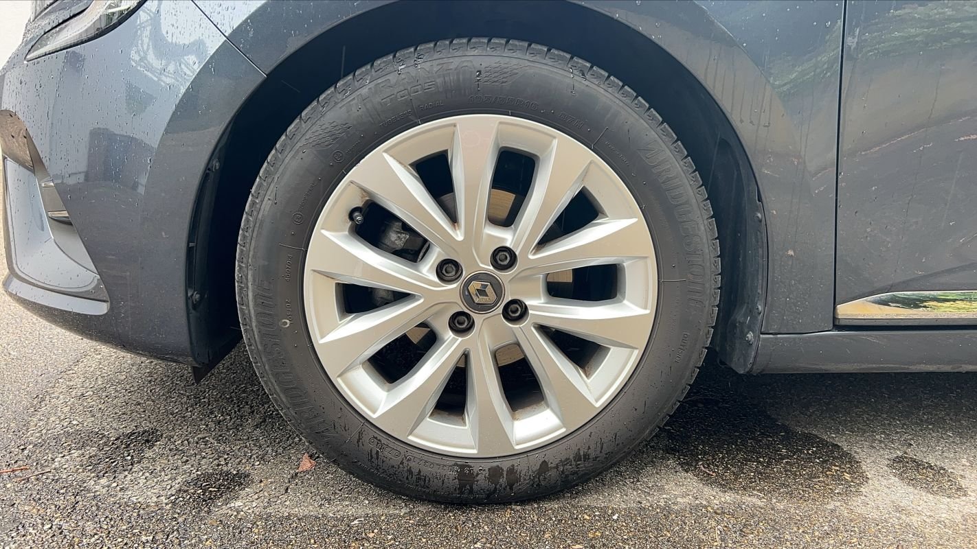 Renault Clio - Photo 18