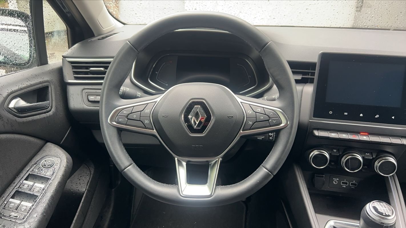 Renault Clio - Photo 23