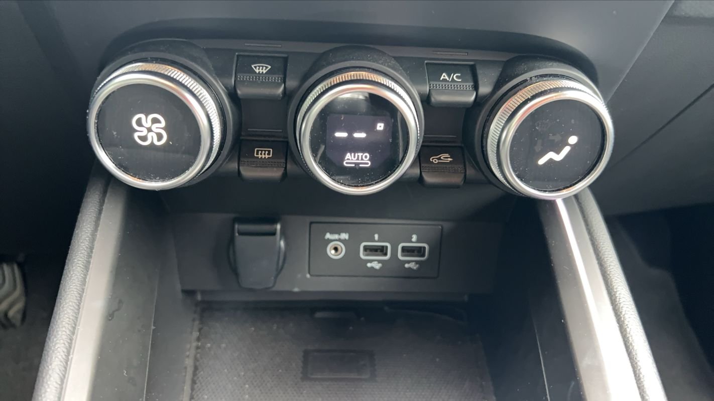 Renault Clio - Photo 24